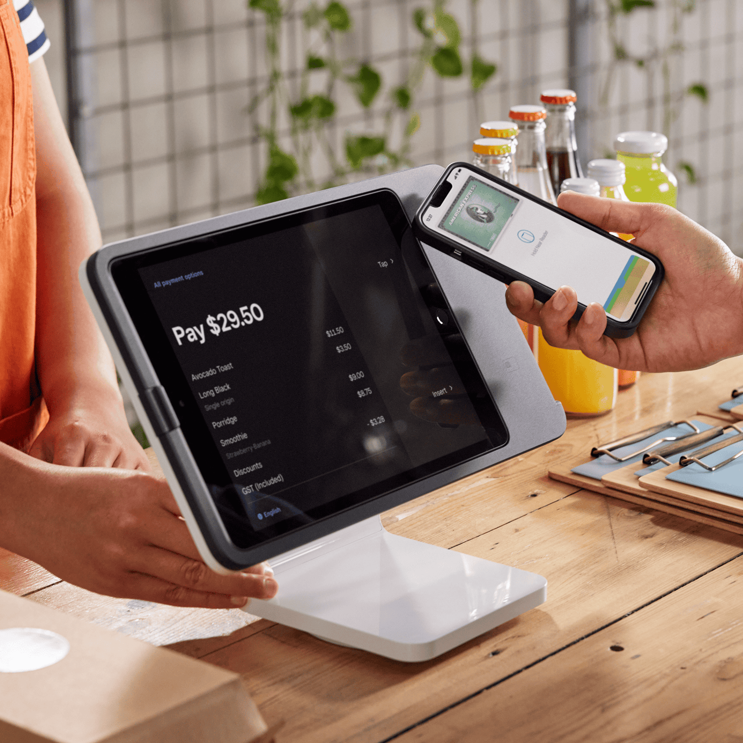 PD07138 AUEN Payments Anywhere Stand